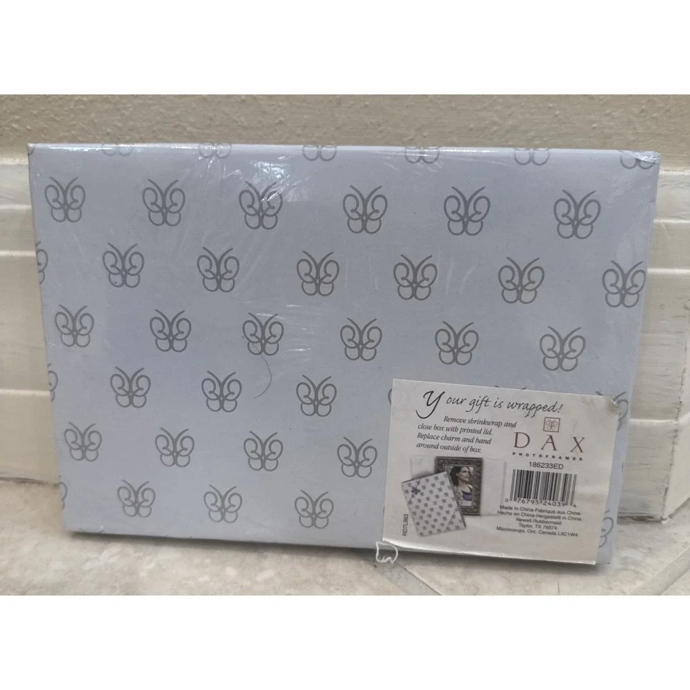 New VTG DAX Picture Frame 7.5 x 4